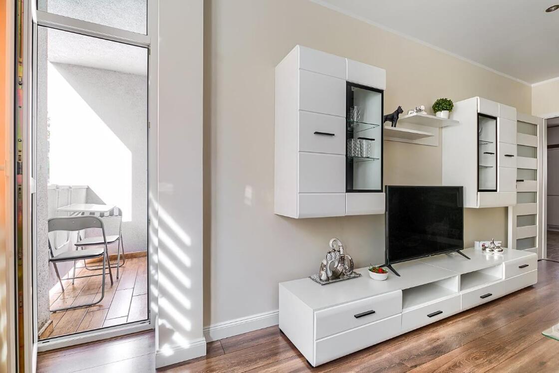 슈체친 Flower Apartament City Center 아파트 외부 사진