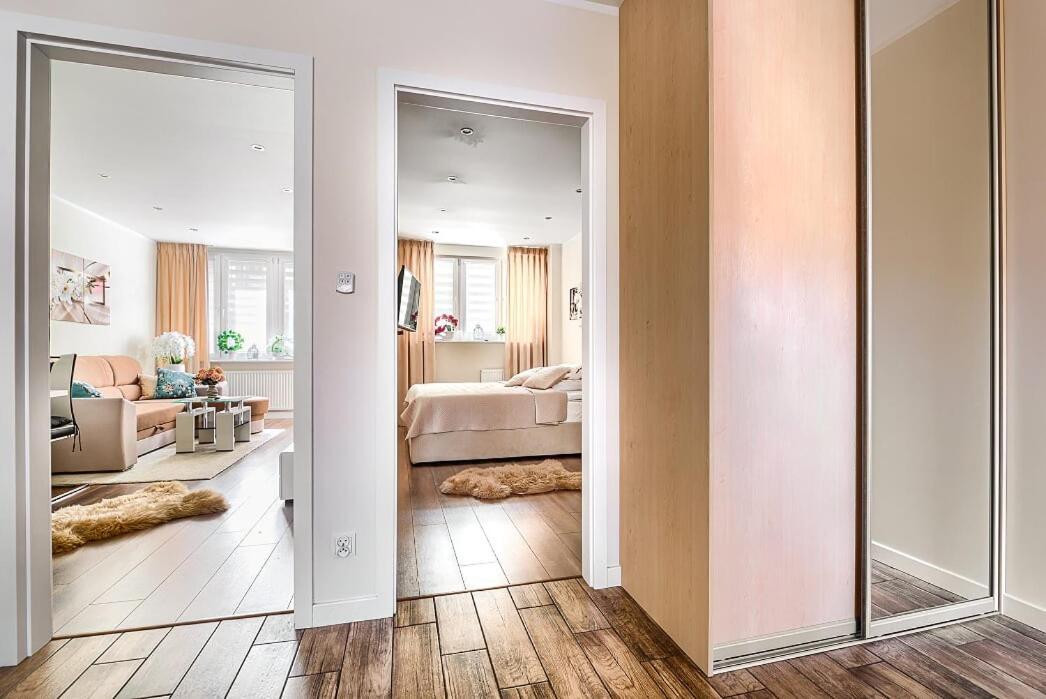 슈체친 Flower Apartament City Center 아파트 외부 사진